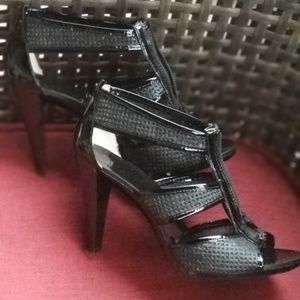 Michael Kors pumps